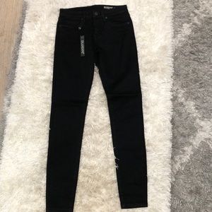 Blank NYC Skinny Classic